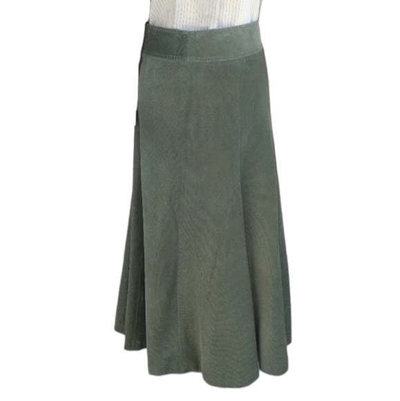 Vintage Bloomingdale's Green Corduroy Midi Skirt - Picture 2 of 8